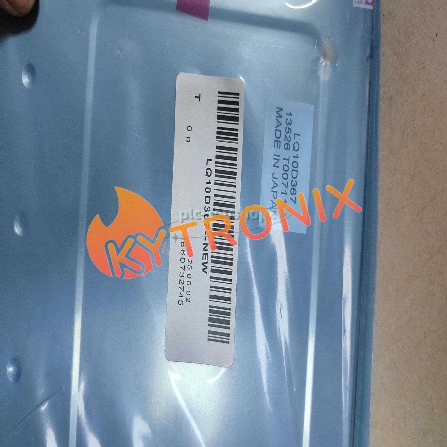 1PC Sharp LQ10D367 PLC
