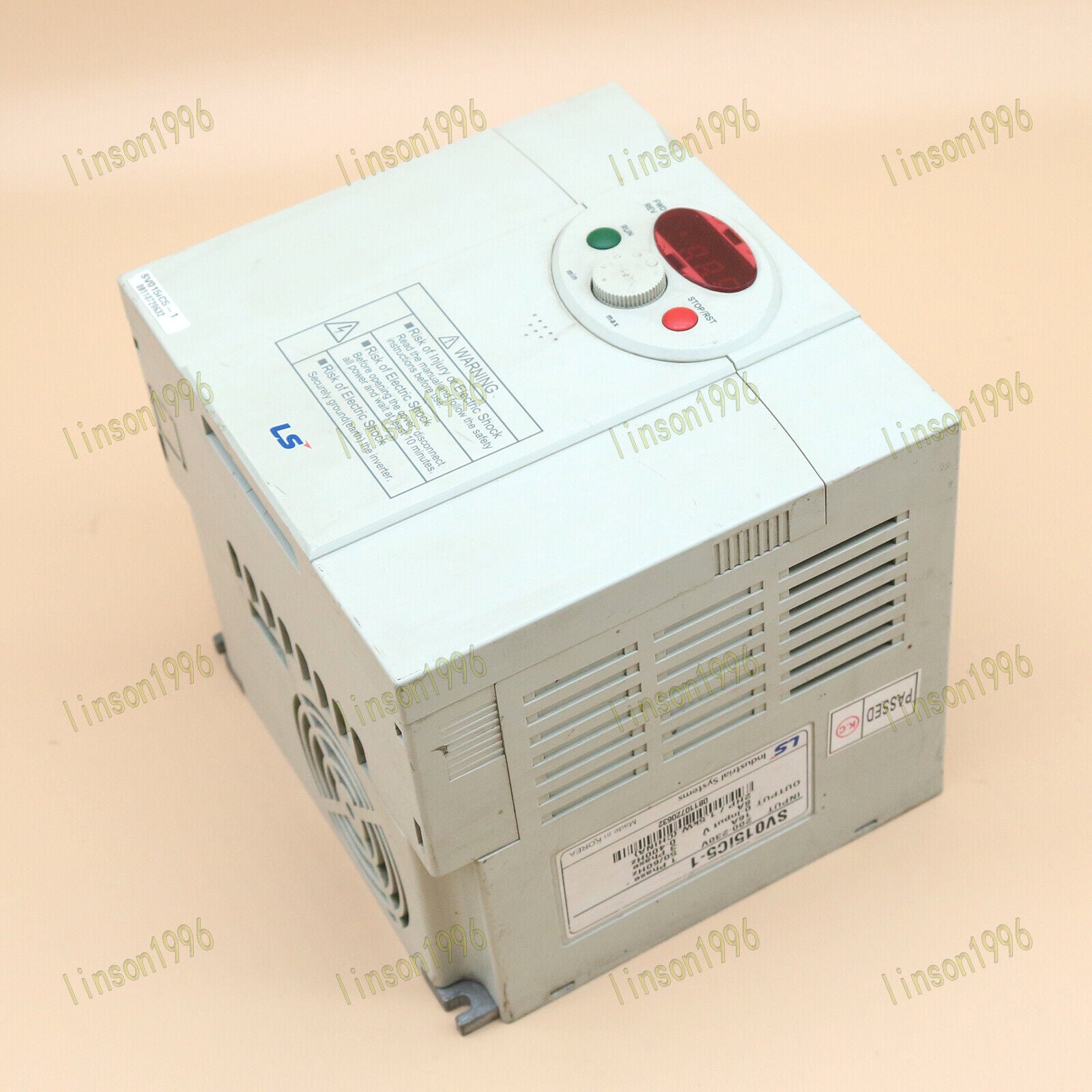 used One  LS SV015iC5-1 220V 1.5KW Inverter LS