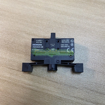 1PCS 3SB3420-0B button contact
