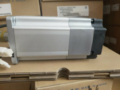 New Panasonic Servo Motor MHMD082S1T – 1-Year Warranty - PANASONIC