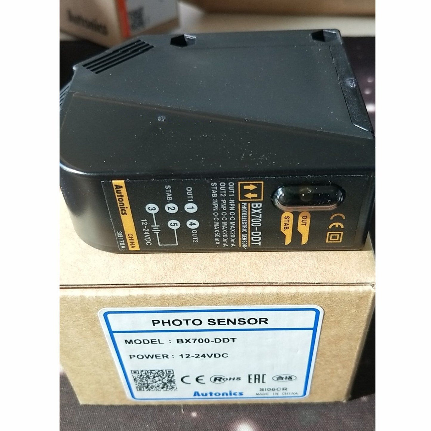 Autonics BX700-DDT Photoelectric Switch - AUTONICS