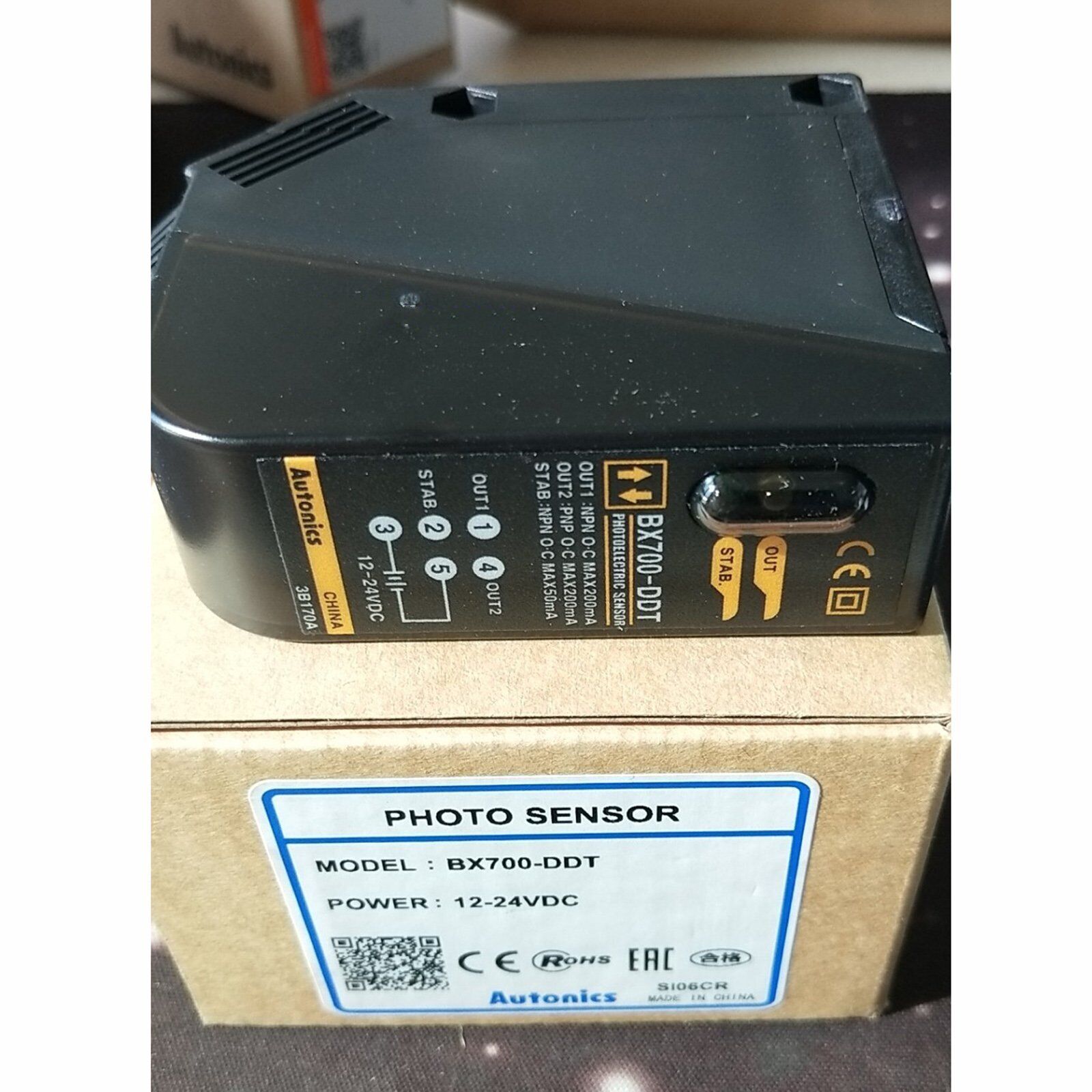 Autonics BX700-DDT Photoelectric Switch - AUTONICS