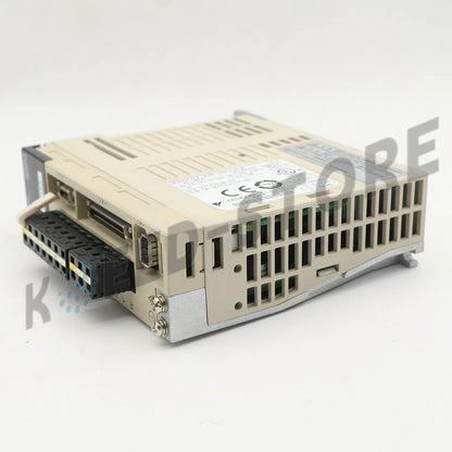 1PCS Yaskawa SGDS-01A01AR Servo Drive Driver IN BOX