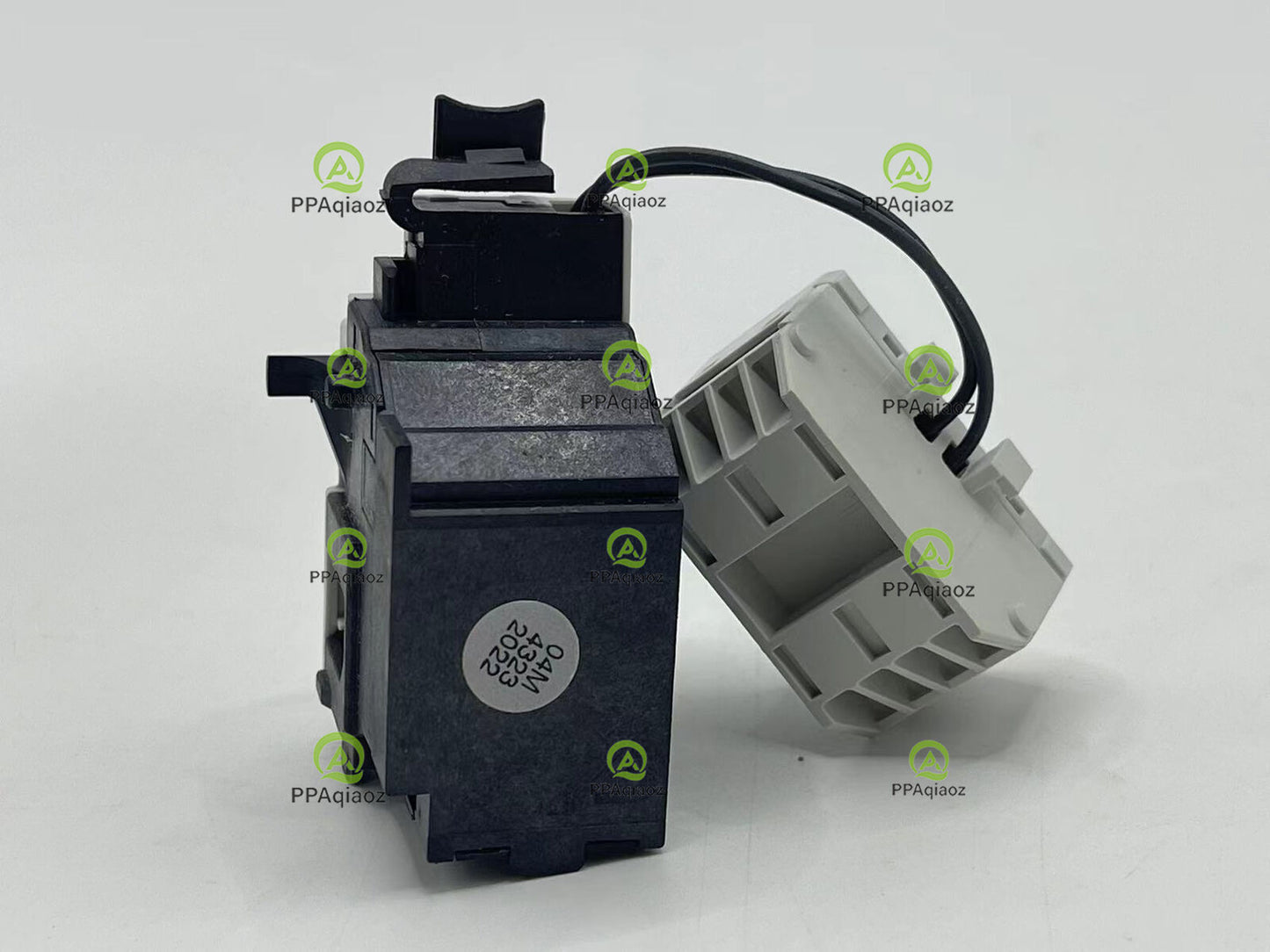 EATON 1Pcs Breaker Undervoltage Coil NZM1-XU208-240AC Rapid delivery - EATON