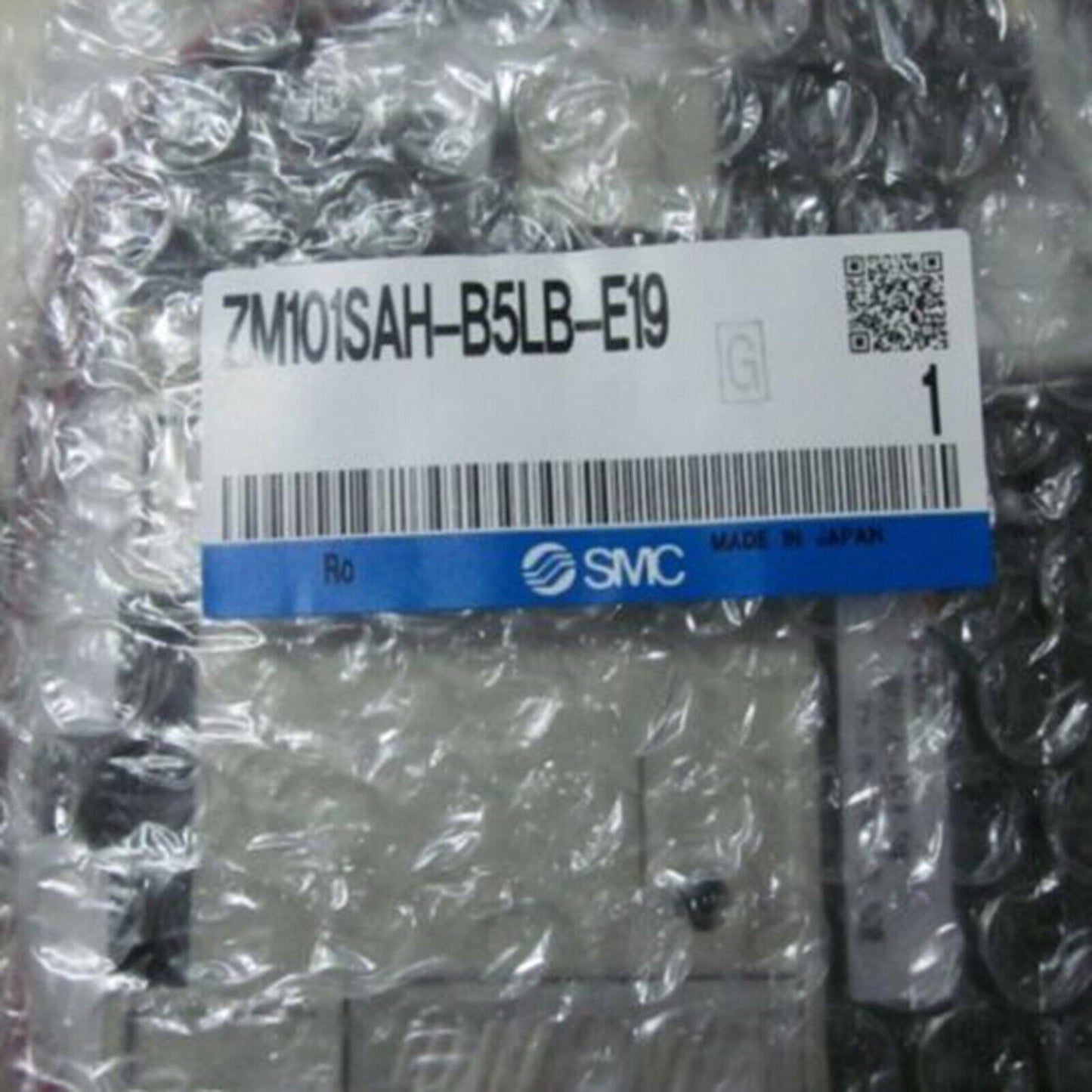 new ONE SMC vacuum combination ZM101SAH-B5LB-E19 SHIP - SMC