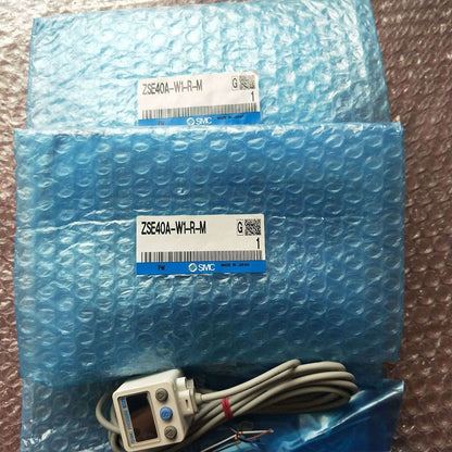 SMC Pressure Switch ZSE40A-W1-R-M - SMC
