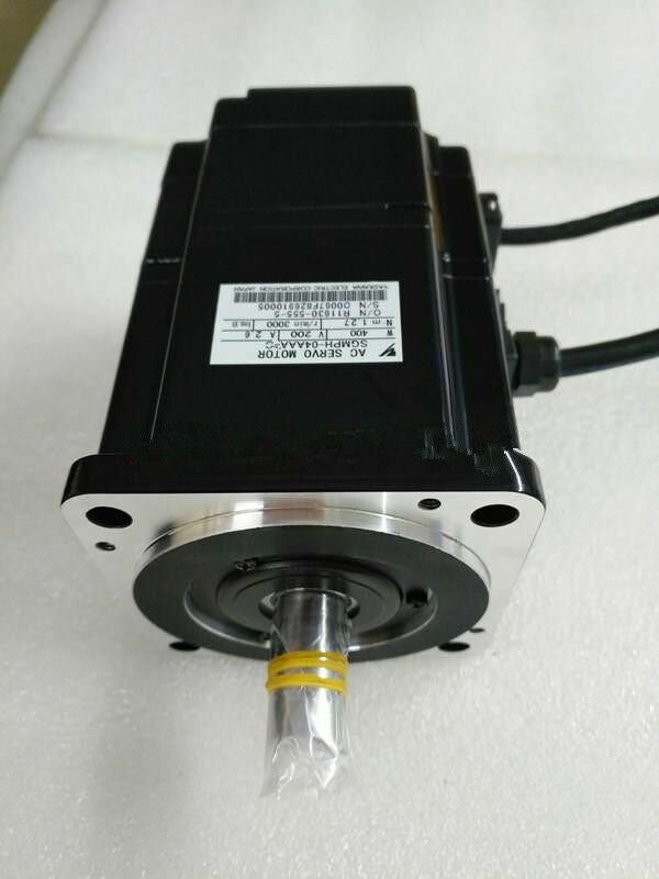 new IN BOX YASKAWA SGMPH-04AAA21 AC SERVO MOTOR SGMPH04AAA21 PING - YASKAWA