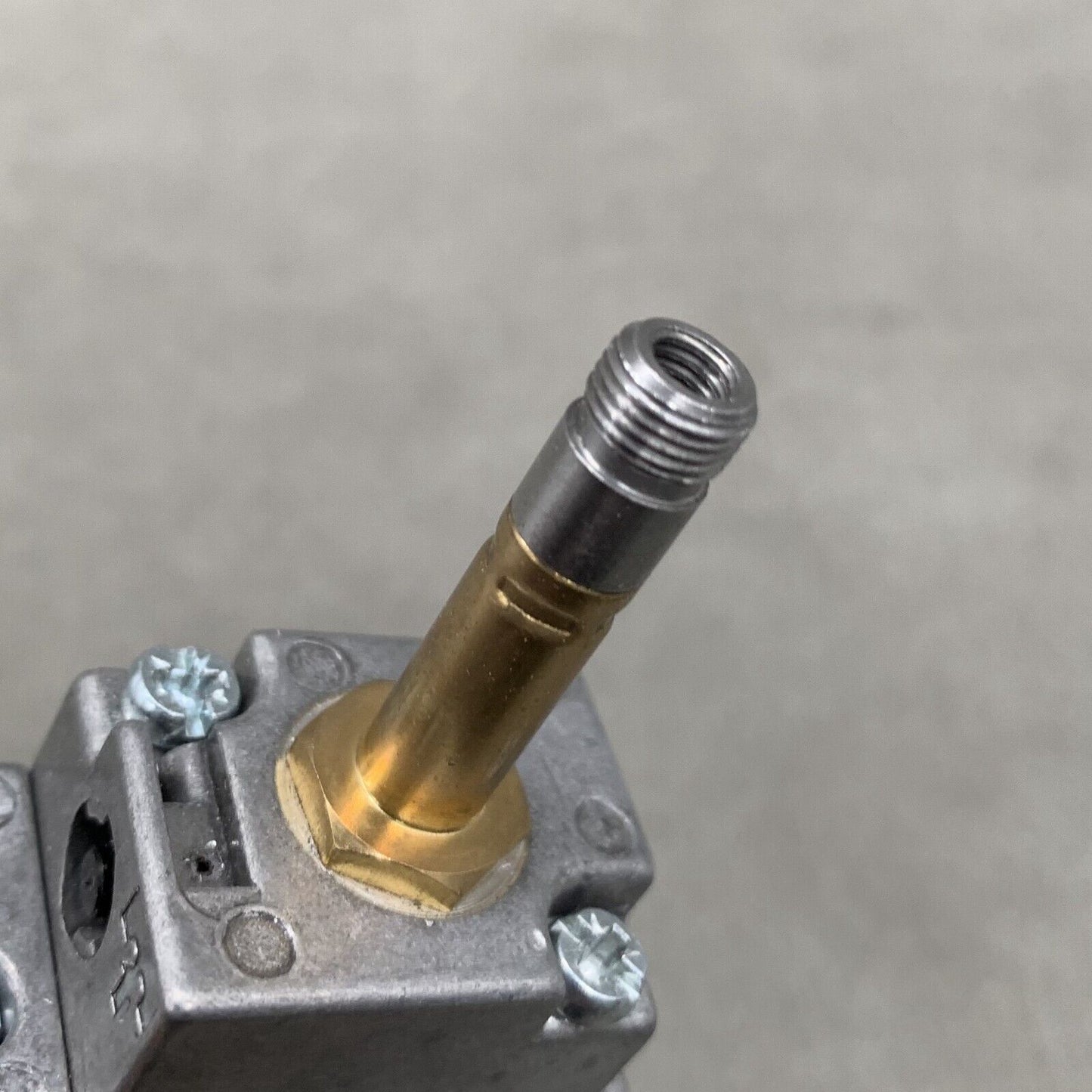 new In Box FESTO MFH-5-1/8-B 19758 Solenoid Valve - FESTO