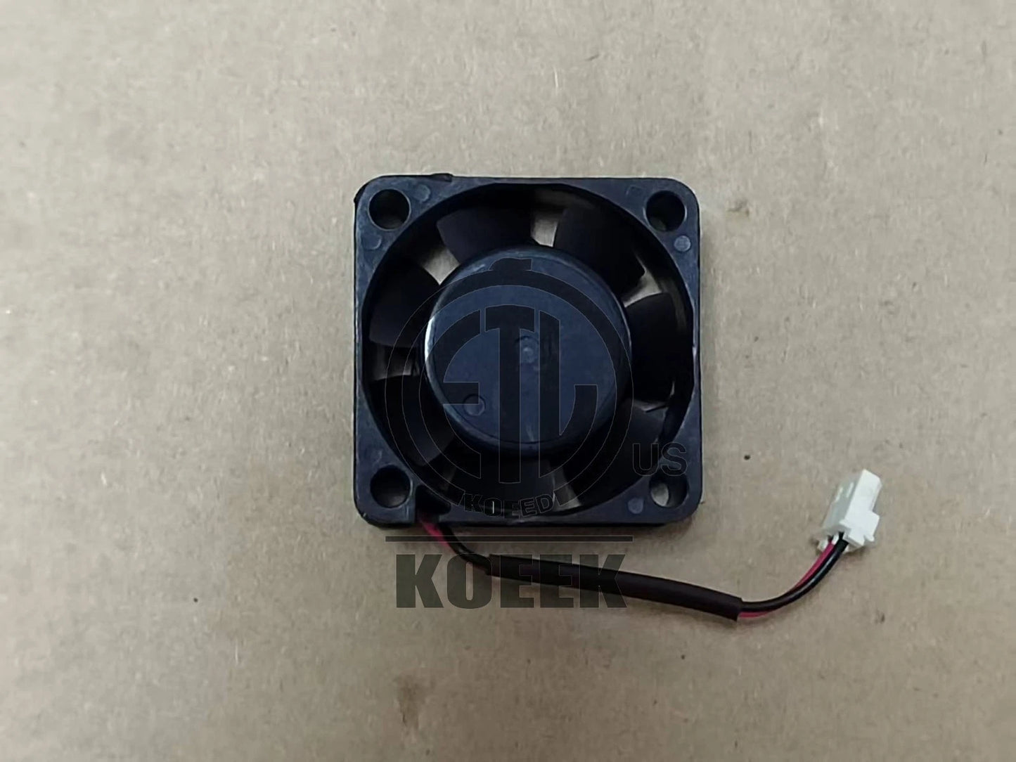 1X DC12V 0.14A 2-wire silent cooling fan Y.S 4015 FD124015LL