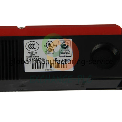 1PC EUCHNER TP3-4131A024M Safety Switch #su
