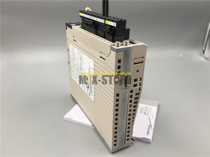 1pcs Yaskawa Servo Drive SGDV-R90A01A