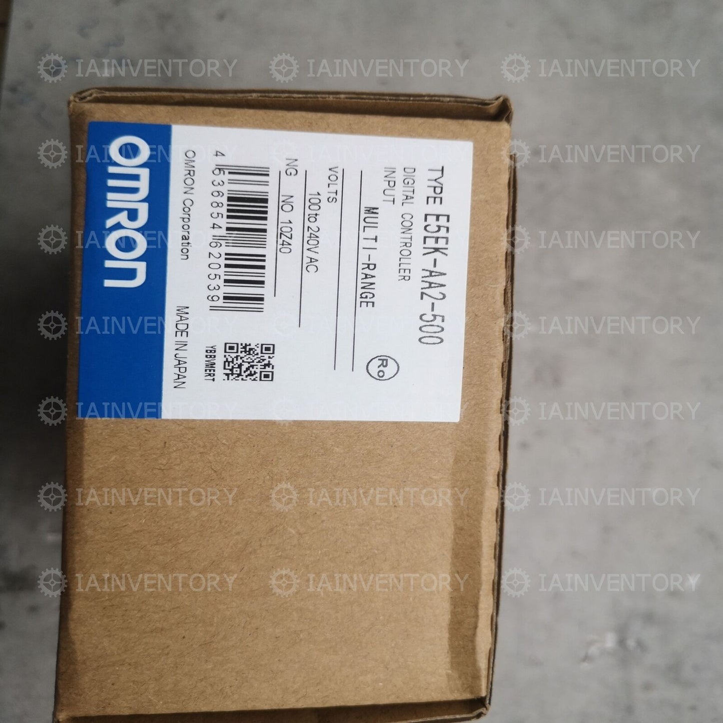 1PC Omron E5EK-AA2-500 Fast sensor, high sensitivity, quick response, reliable and durable. - OMRON