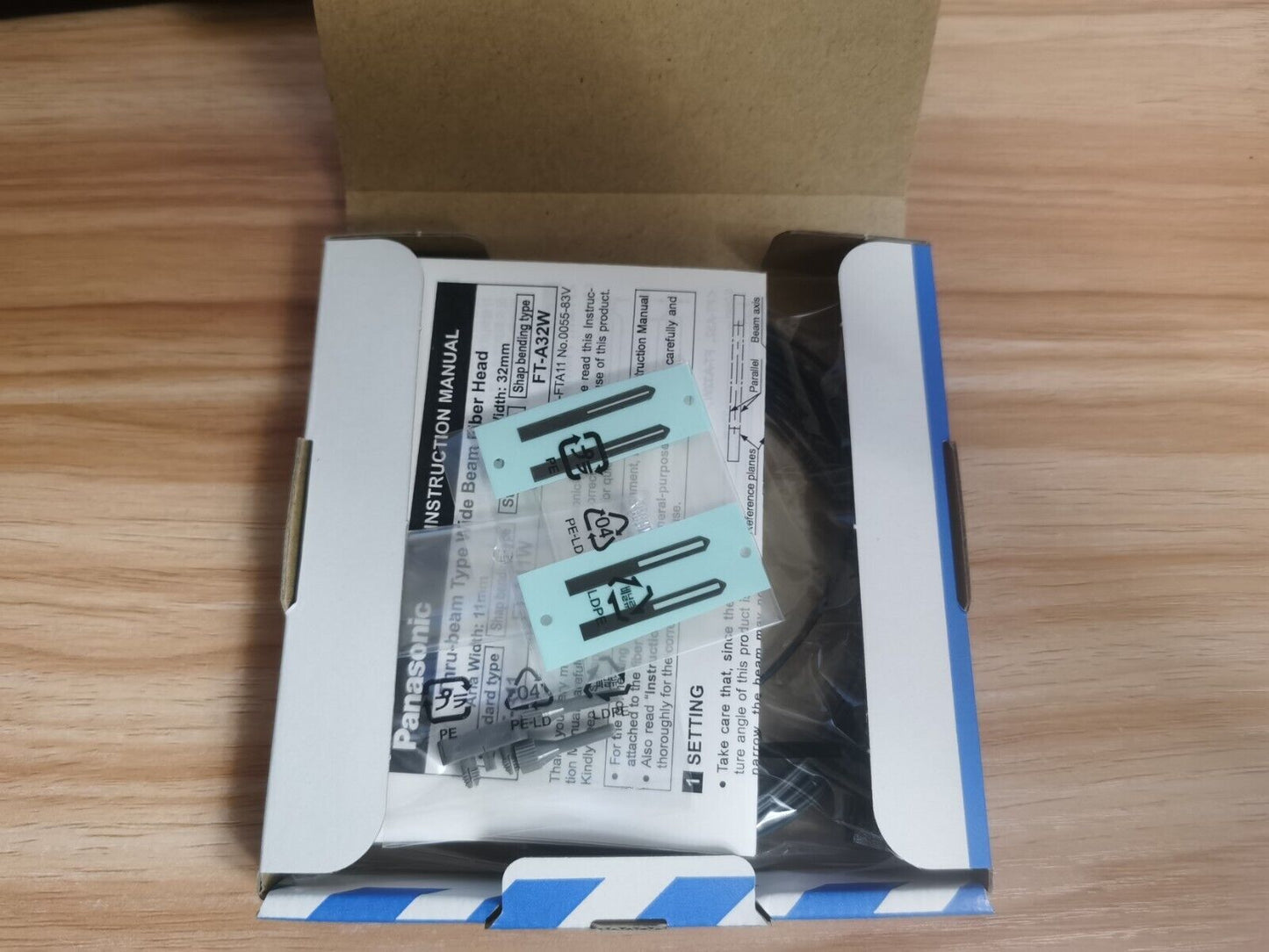 1PC  Panasonic FT-A11 UFTA11 Fiber Optic Sensor In Box  Free Ship