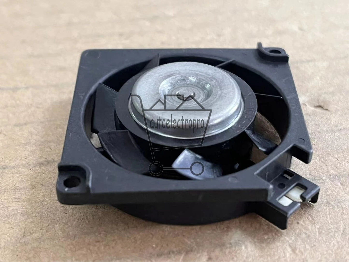 1PCS SAN ACE 109P4412H8016 12V 0.07A cooling fan 3-pin Fast delivery