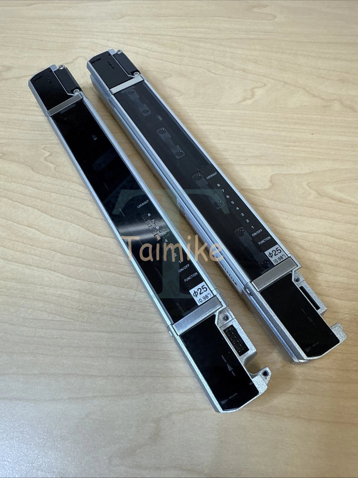 Keyence SL-C12H Safety Light Curtain Set - (1) SL-C12H-T & (1) SL-C12H-R