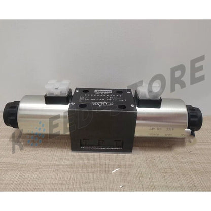 1PCS Parker D3W004CNJW42 Hydraulic Valve D3W004CNJW 16 27 42