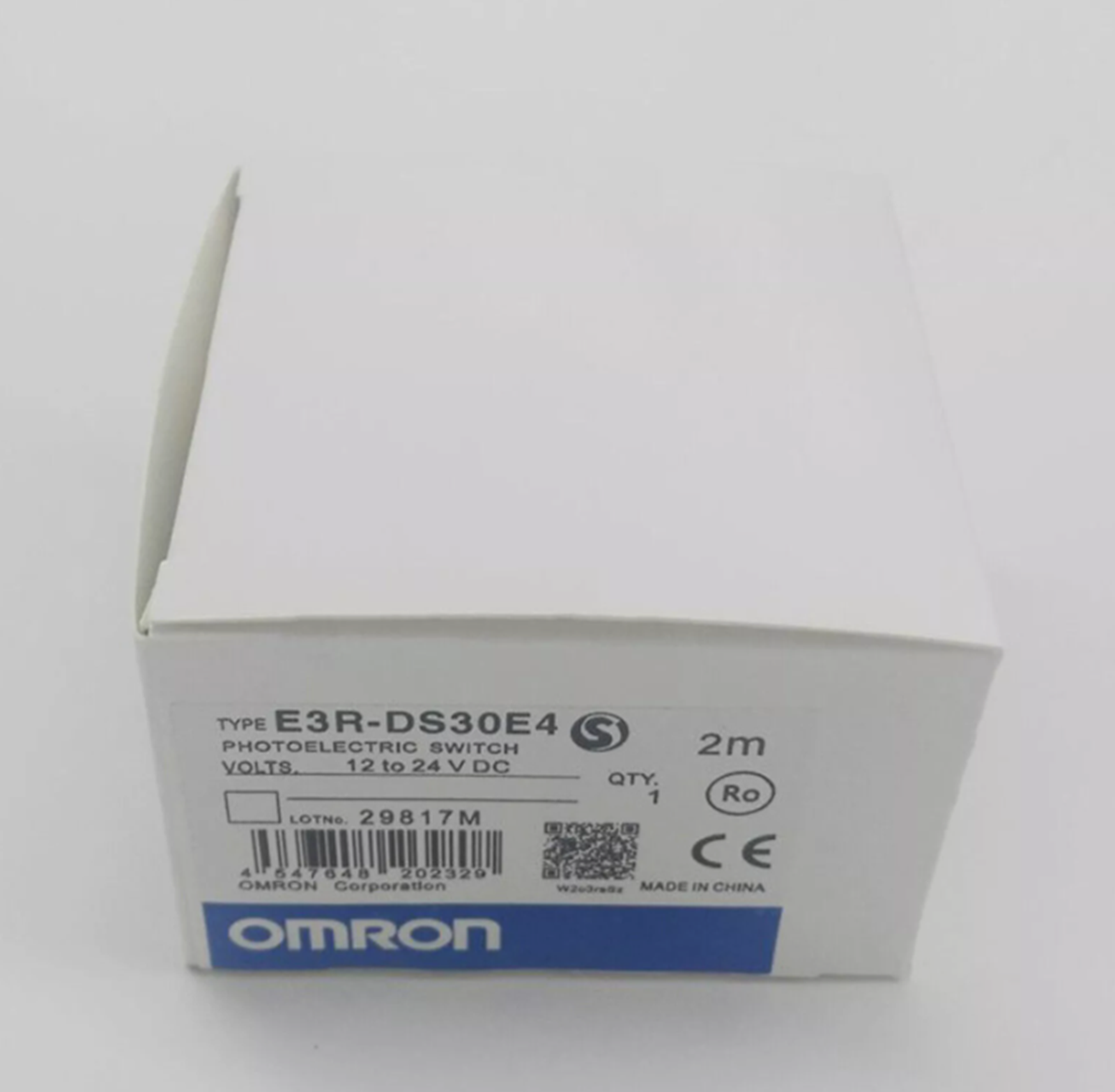 OMRON E3R-DS30E4 Sensor 12-24V DC - OMRON