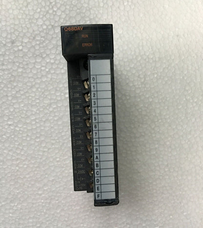 used MELSEC-Q Q68DAV converter unit by Mitsubishi - MITSUBISHI