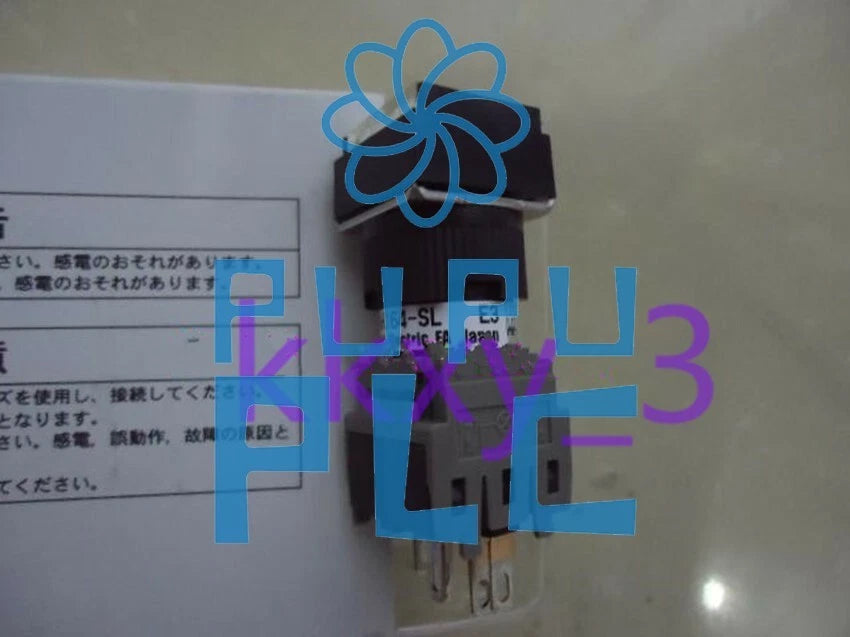 1Pcs AH164-SL5W11E3 square self-locking button~