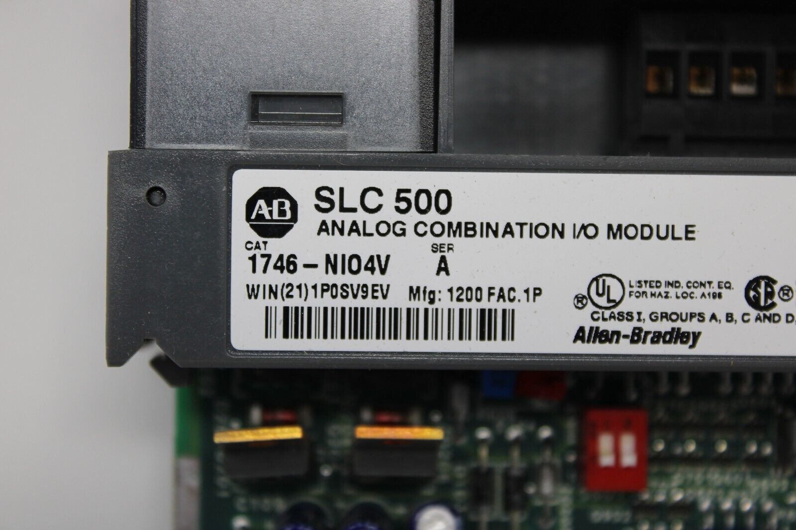 used Allen Bradley 1746-NI04V Analog Combination Module - ALLEN BRADLEY