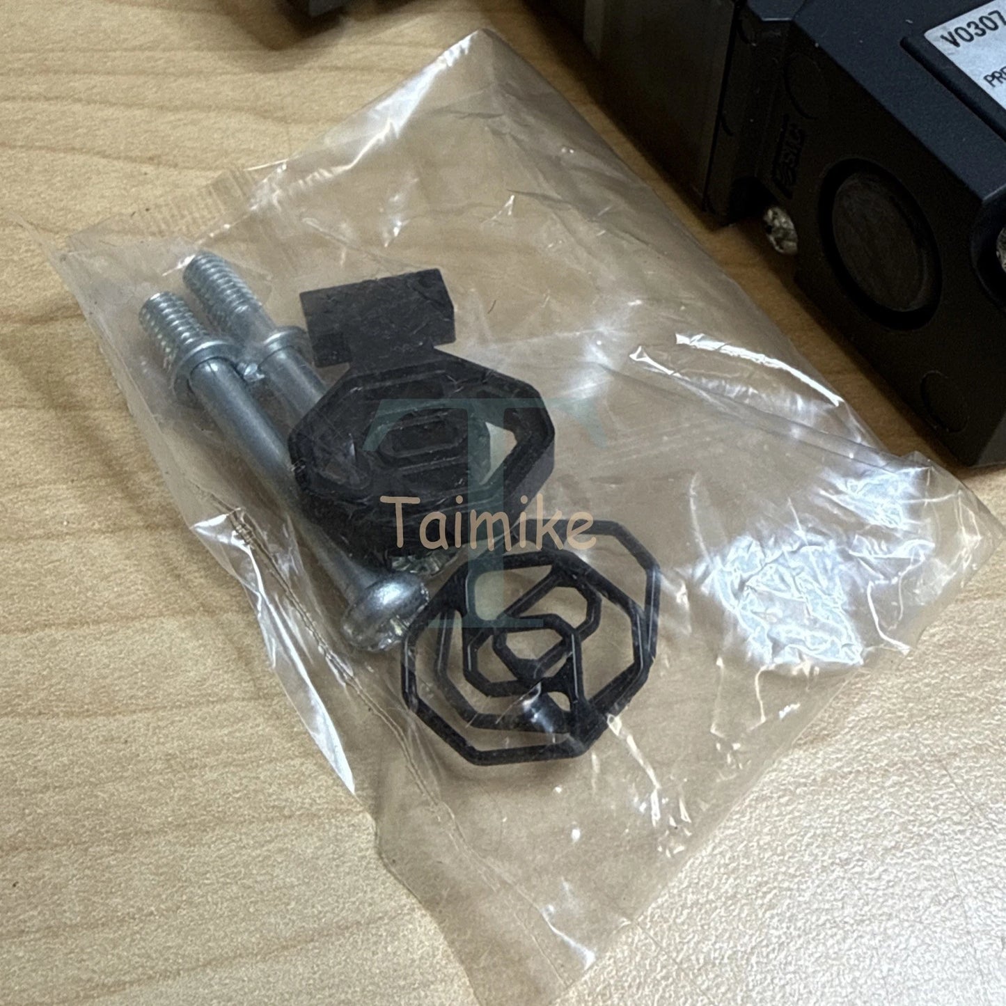! SMC VO307-5DZ1-Q 3-Port Solenoid Valve