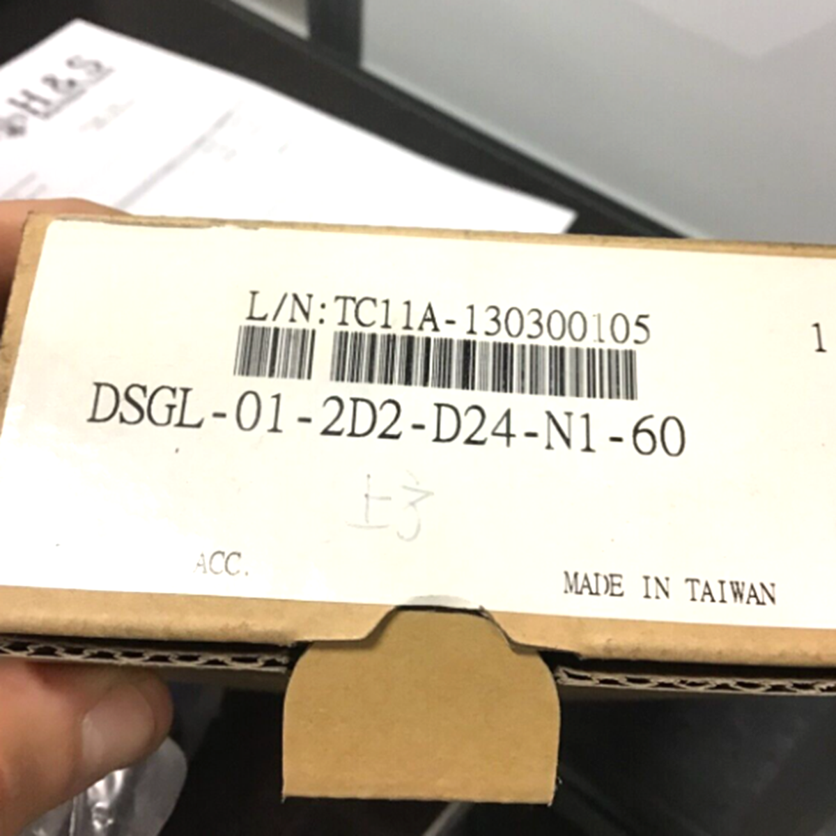 YUKEN DSGL-01-2D2-D24-N1-60 Solenoid Valve, 1-60 PSI, -40-140℉ - YUKEN