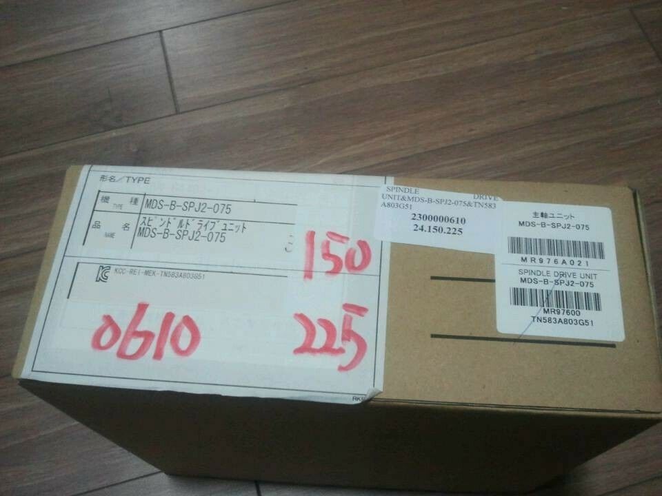 new One Mitsubishi MDS-B-SPJ2-075 Servo Drive MDSBSPJ2075 ping