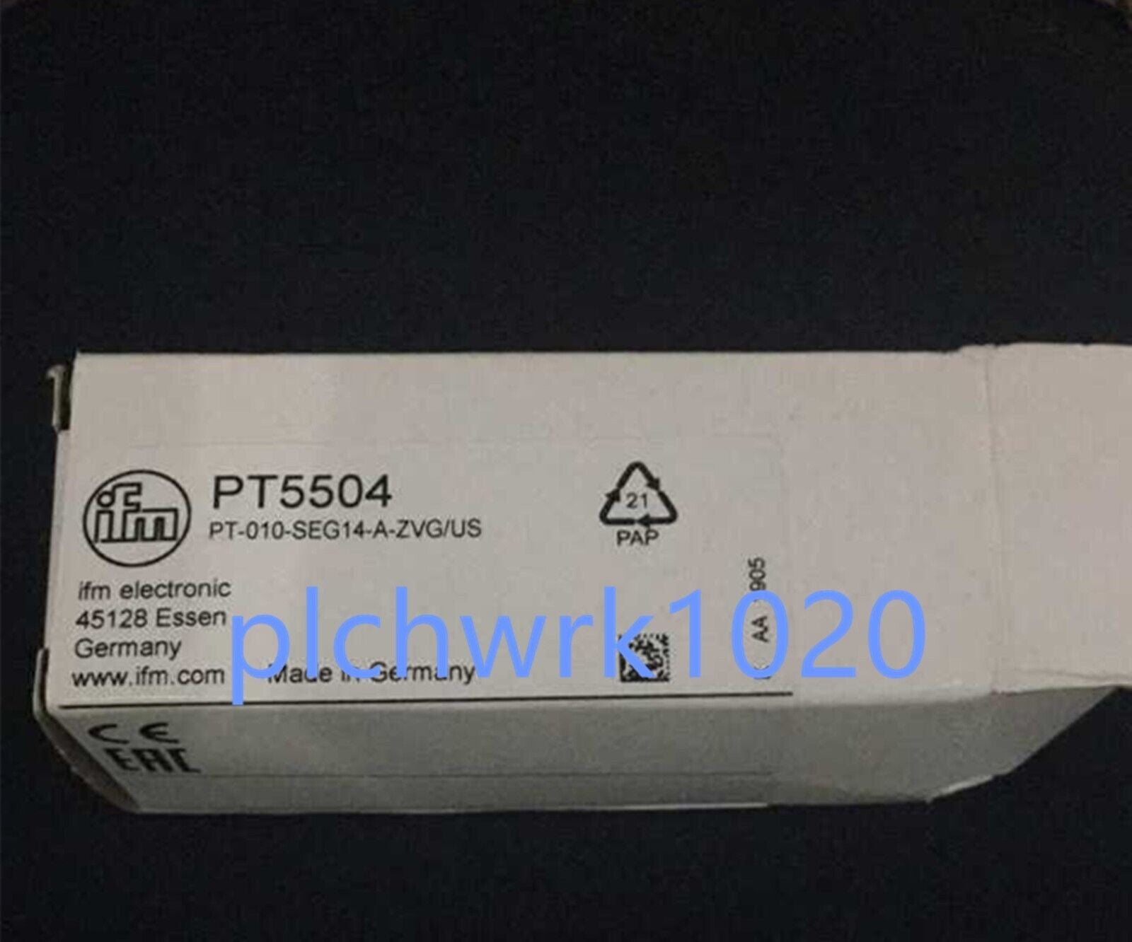 new 1 PCS  IFM pressure sensor PT5504