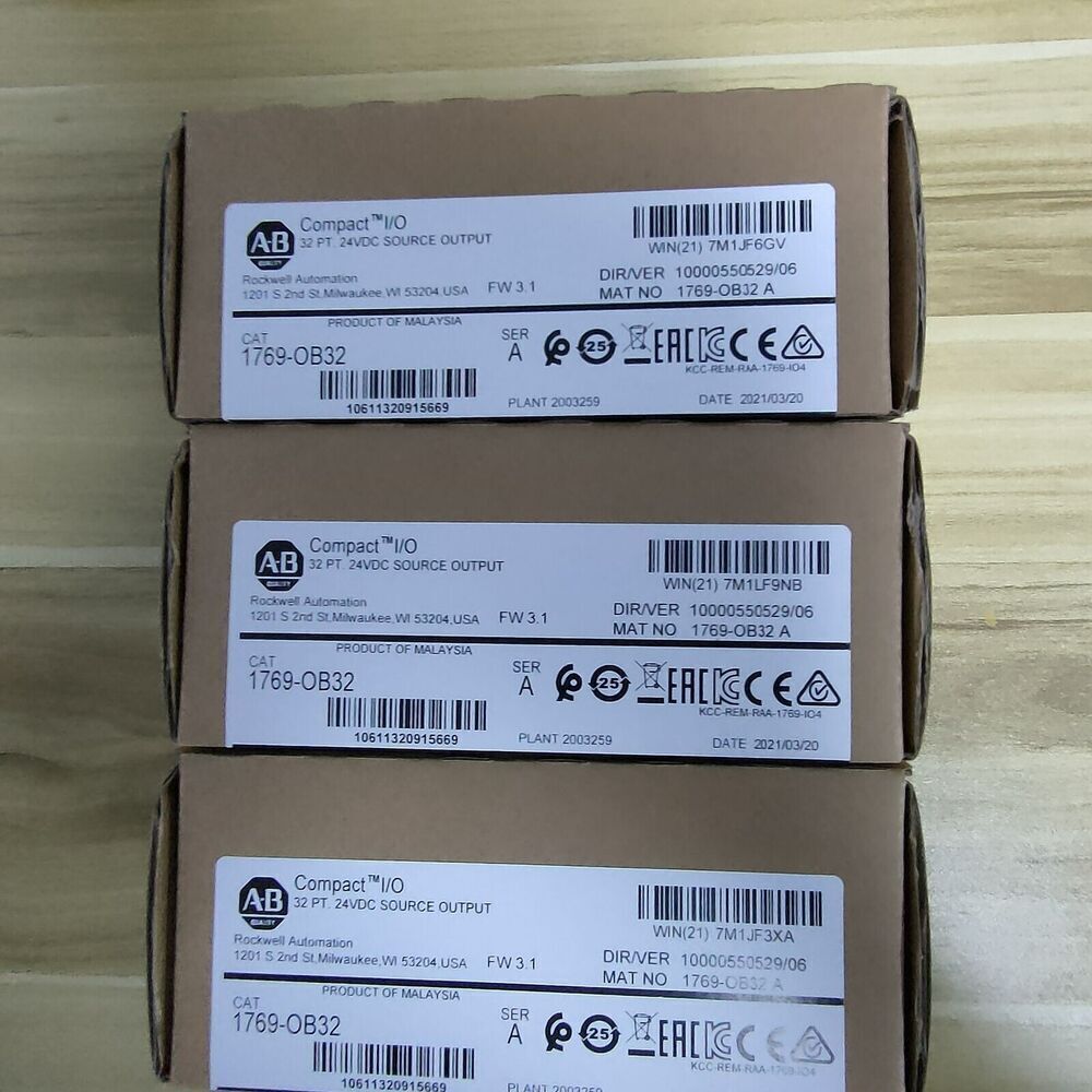 New Factory Sealed AB 1769-OB32 SER 24VDC Module - COMPACTLOGIX