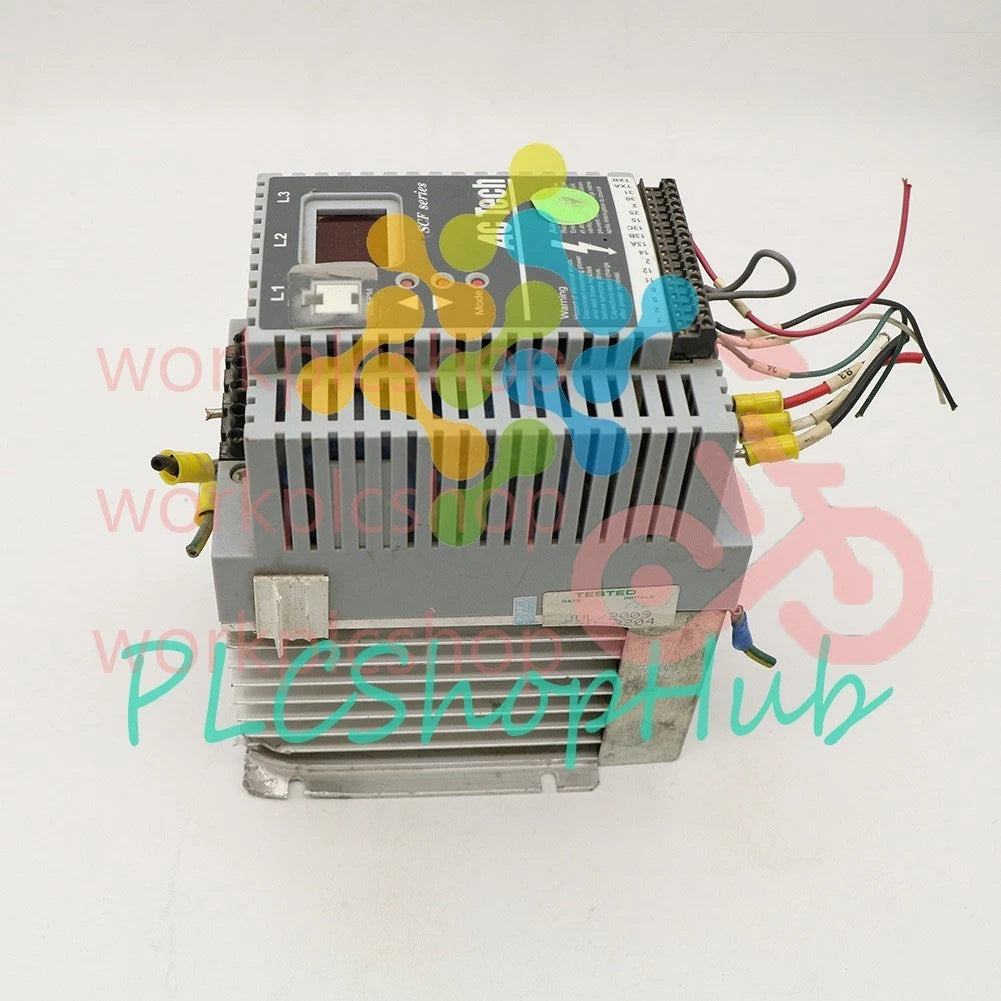 1PCS Lenze inverter AC TECH SF230Y 1/3PH 220V 2.2KW
