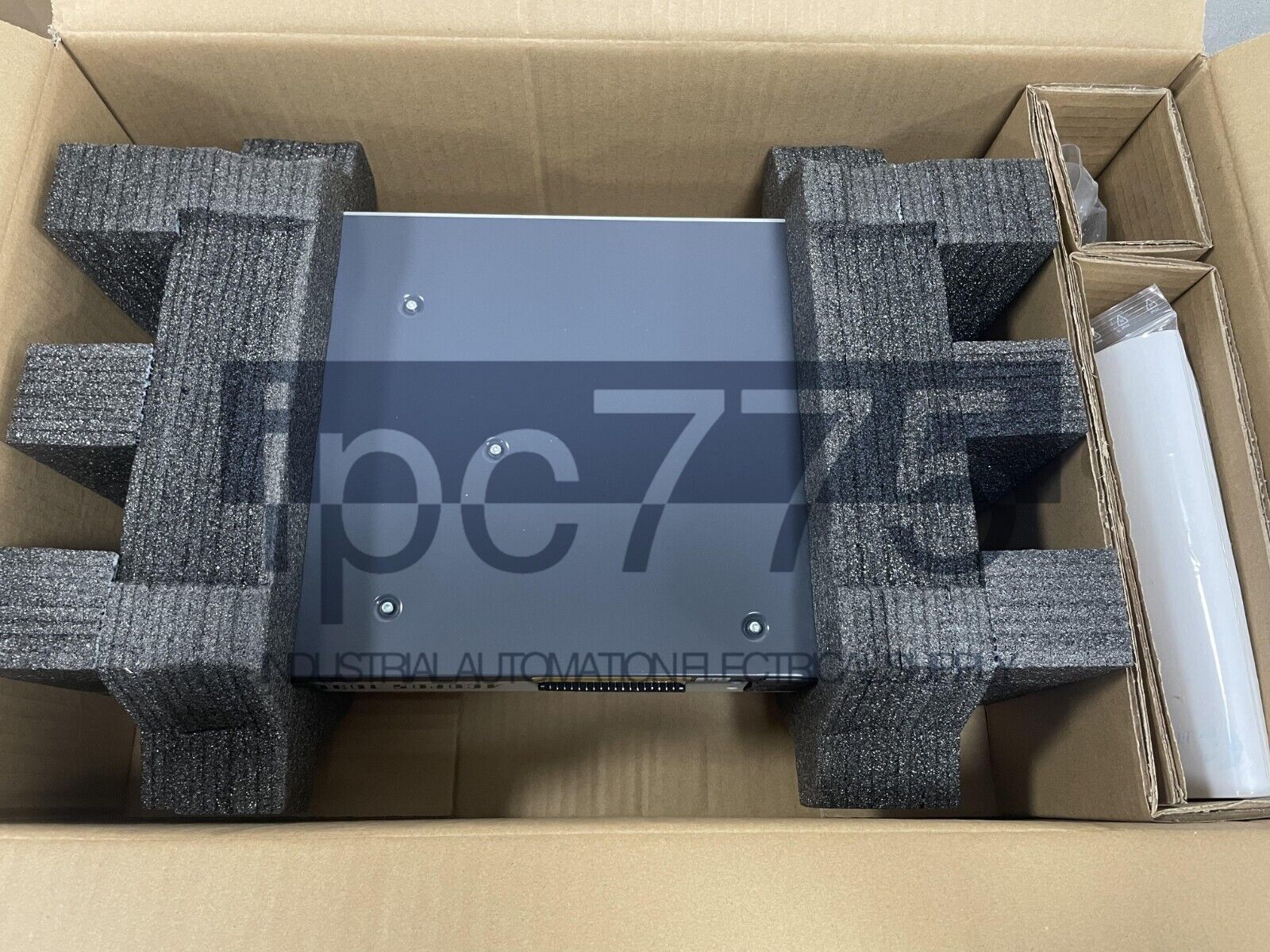 B&R Servo Drive 8V1090.00-2 ACOPOS 1090 - B&R