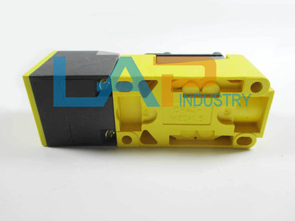 new 1PCS FOR Turck Bi15-CP40-VP4X2/S10 Proximity Switch - TURCK