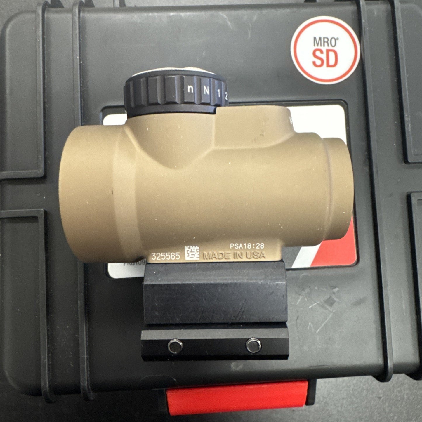 Trijicon MRO SD 2.0 MOA Adjustable Green Dot Coyote Brown Full Co-witness Mount