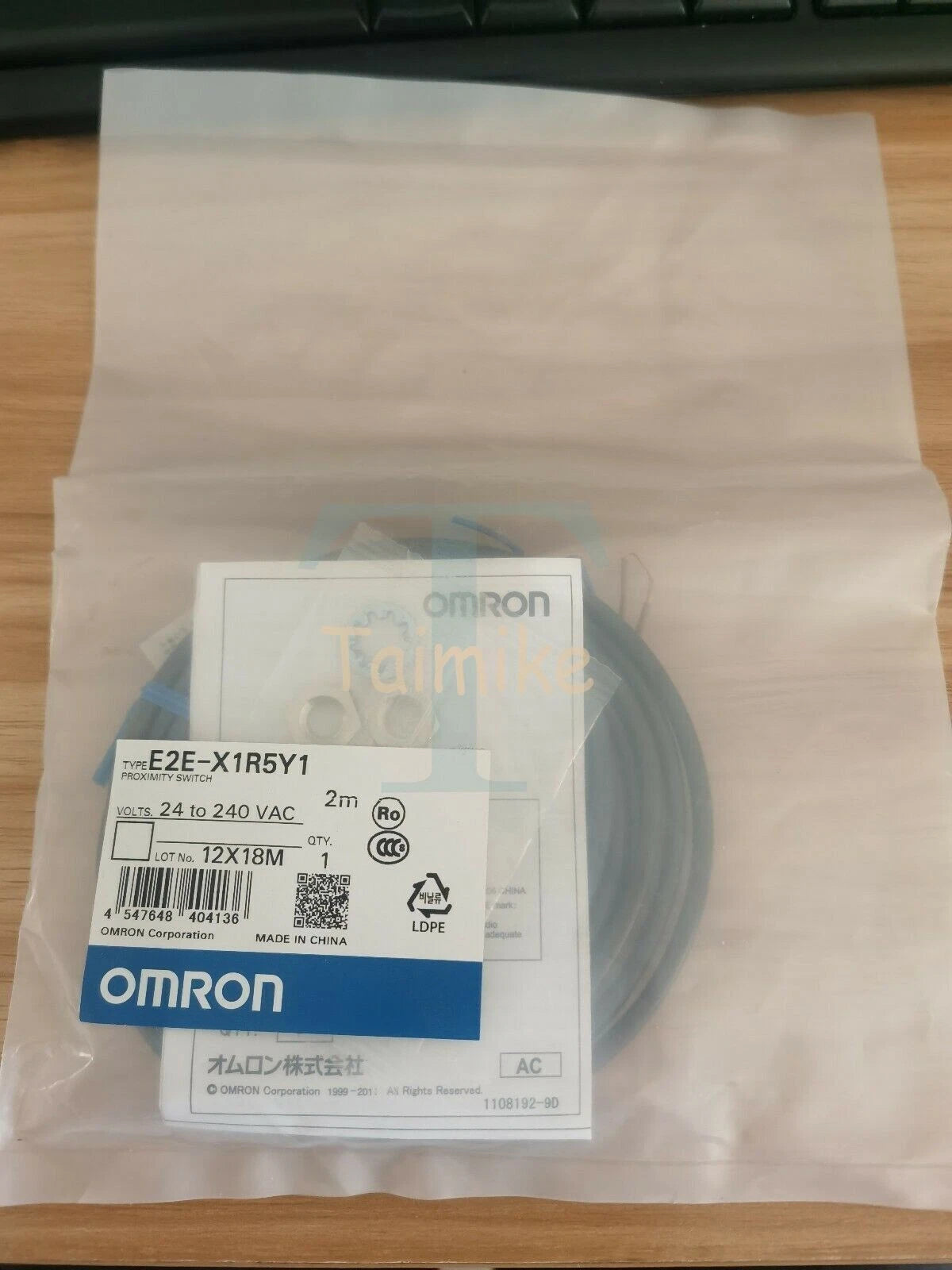 Omron E2E-X1R5Y1 Proximity Switch Sensor One Free Shipping E2EX1R5Y1 ~