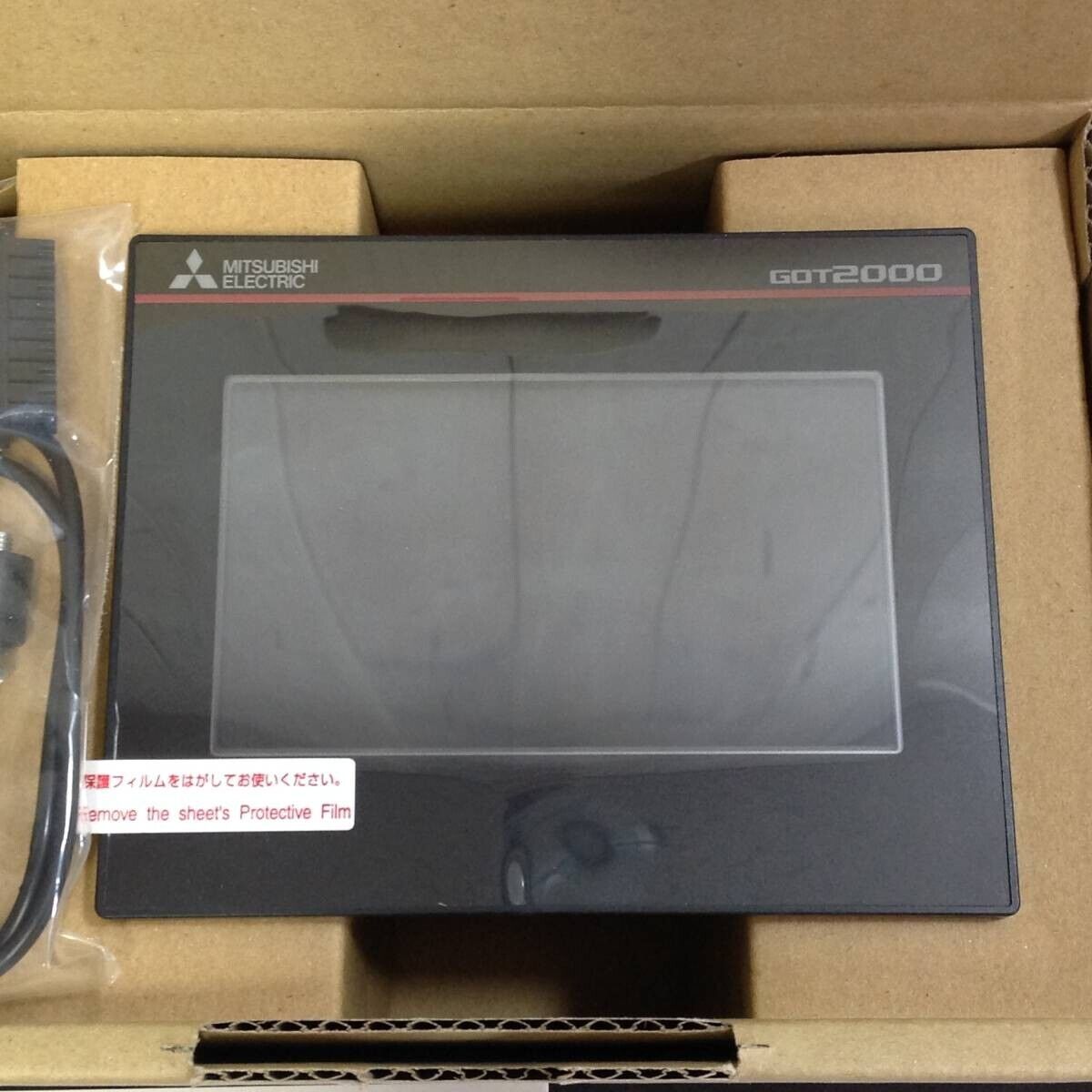 Mitsubishi GT2104-RTBD Touchscreen 4.3in DC24V Fast Ship - MITSUBISHI