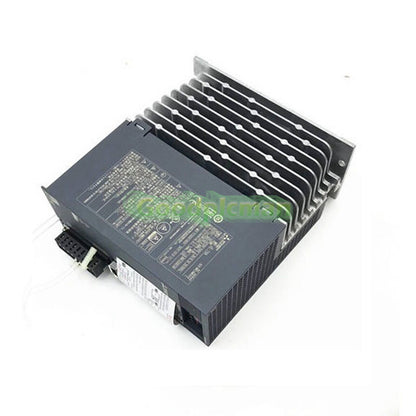 MITSUBISHI MR-JE-70A Servo Drive 1Pcs/