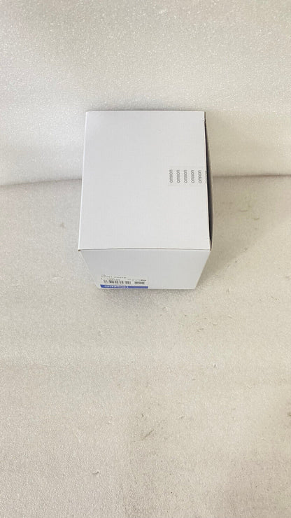new 24-hour shipping OMRON PLC CQM1-PA216 - OMRON