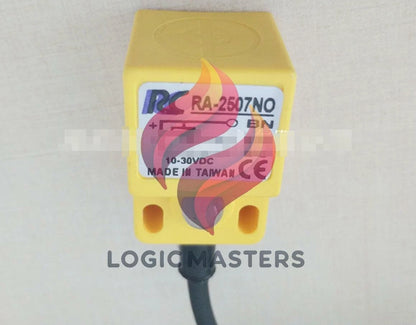 1PCS For RC RA-2507NO Proximity Switch