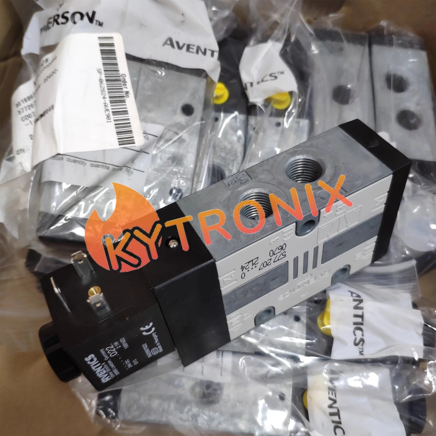 1PC AVENTICS Reversing Valve 5772070220 24V Solenoid Valve Free delivery