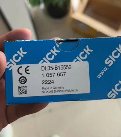 1PC  Sick DL35-B15552 DL35B15552 1057657 Laser Sensor
