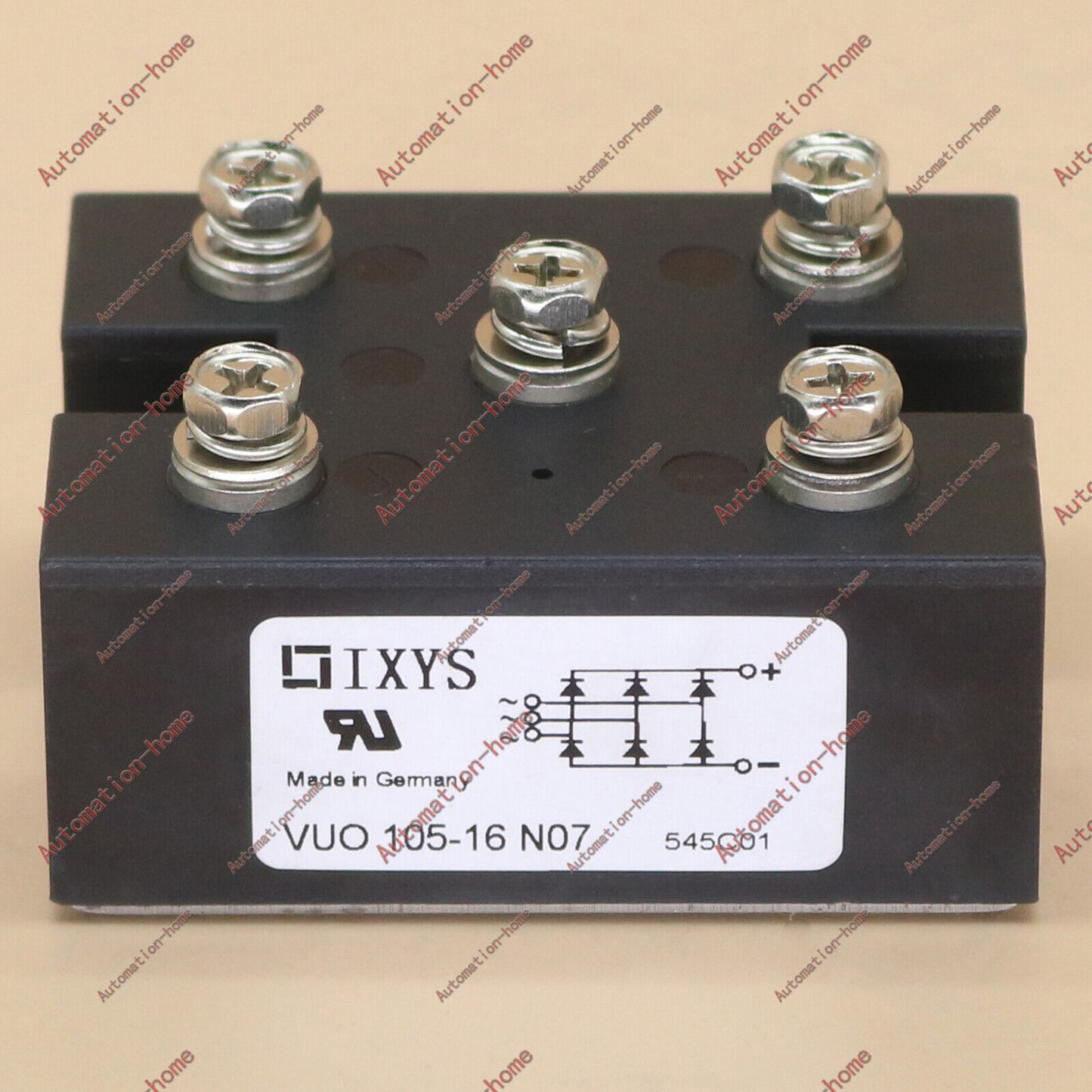 1PCS  IXYS Power Module Supply VUO105-16NO7 Free Shipping