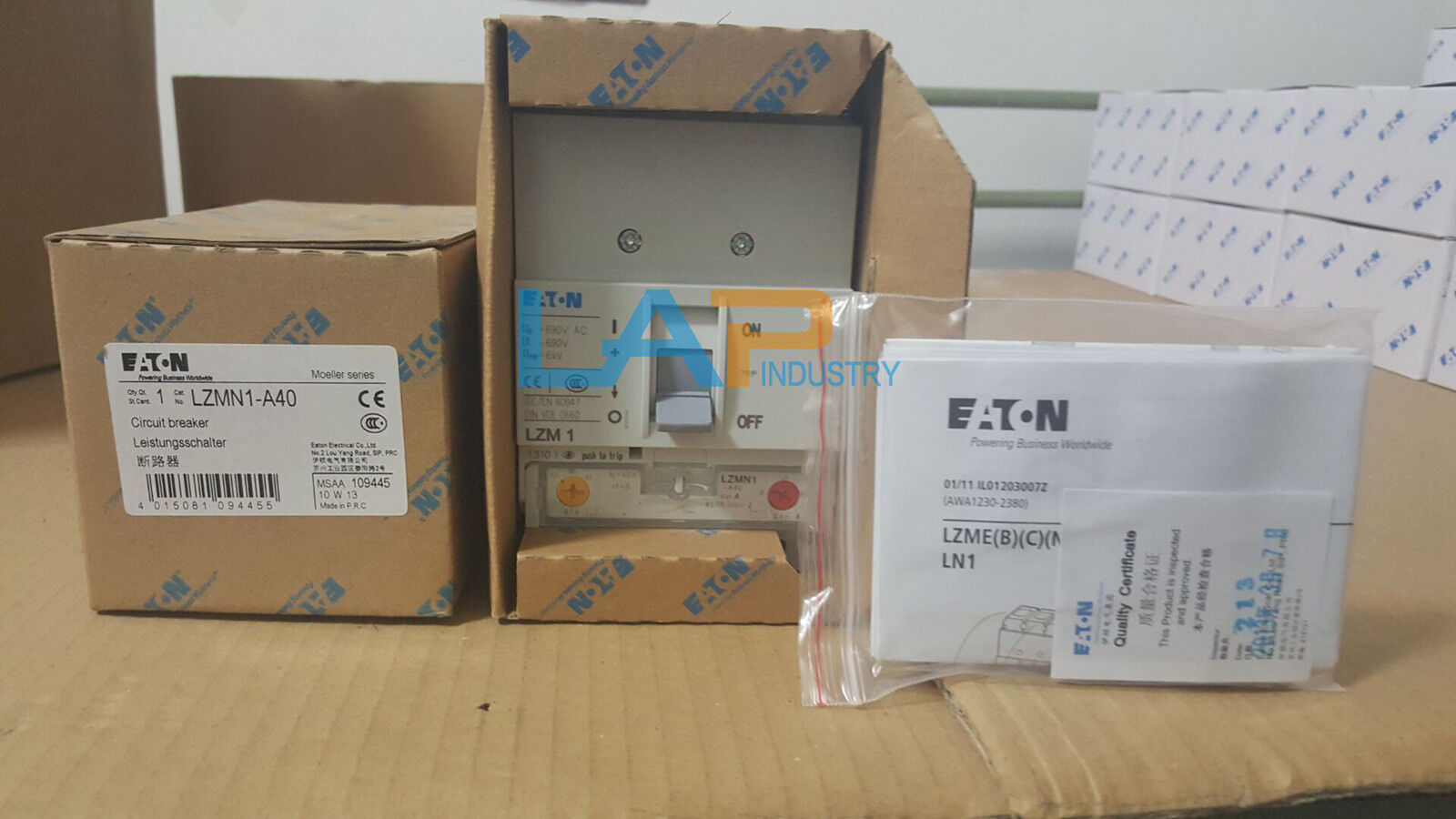 new  IN BOX EATON MOELLER Molded Case Circuit Breaker LZMB1-A40