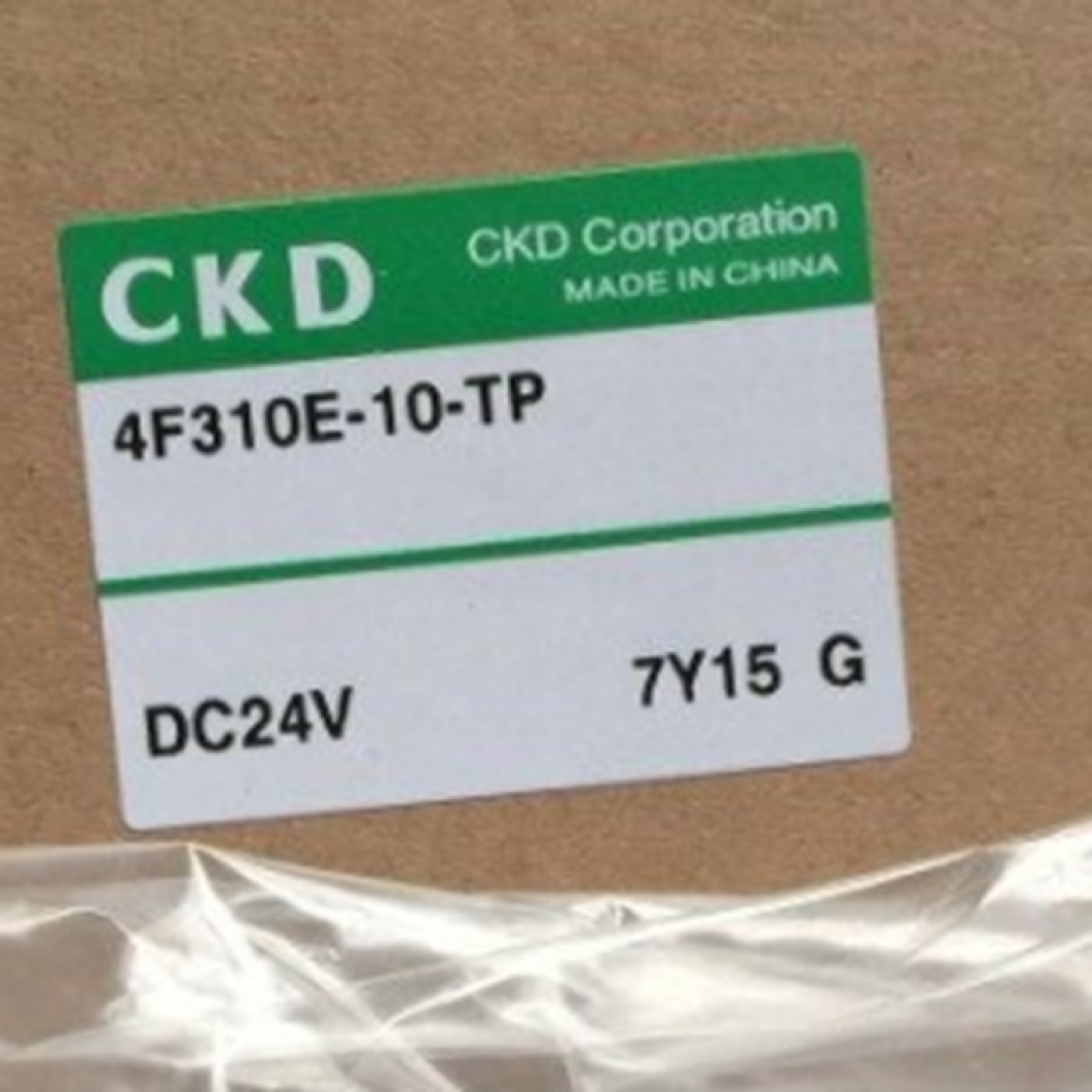 new  CKD 4F310E-10-TP Solenoid Valve AC220V CKD