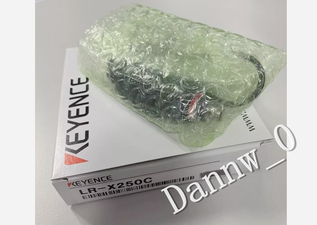 [New In Box] Keyence LR-X250C Laser Sensor - [Model: Keyence LR-X250C] - KEYENCE