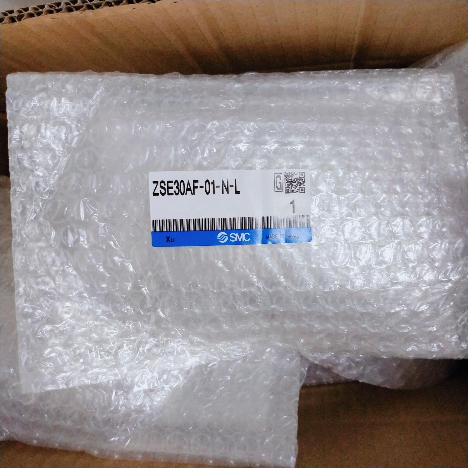 1PC SMC ZSE30AF-01-N-L Digital Pressure Switch - SMC
