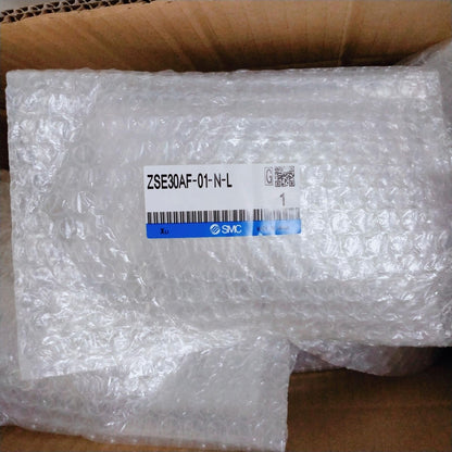 1PC SMC ZSE30AF-01-N-L Digital Pressure Switch - SMC
