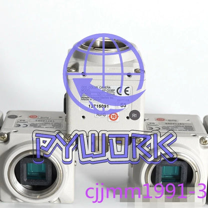 1Pcs hitachi KP-D20BP color CCD industrial camera