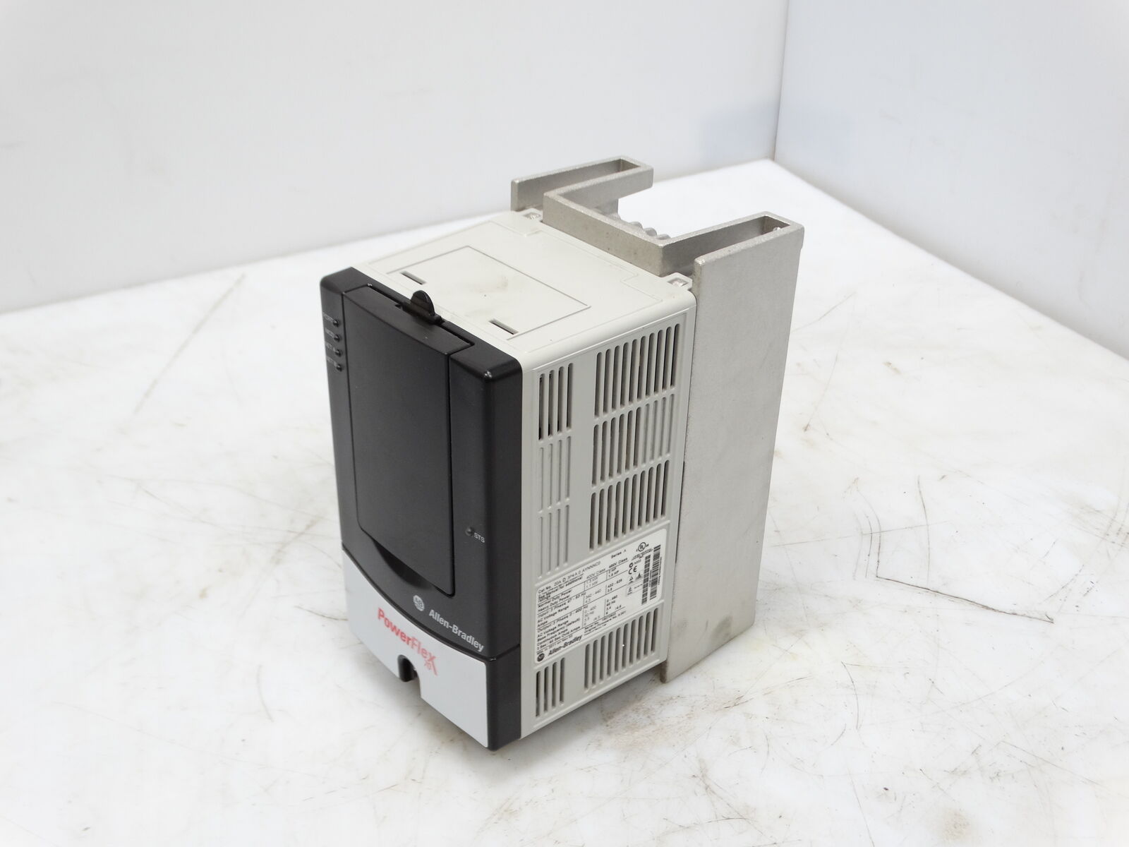 ALLEN BRADLEY 20AD3P4A0AYNNNC0 SERIES A DRIVE - 2TB HDD - 7200 RPM - SATA 6Gb/s - 2TB Max Capacity - Western Digital compatible - 3-Year Warranty - ALLEN BRADLEY