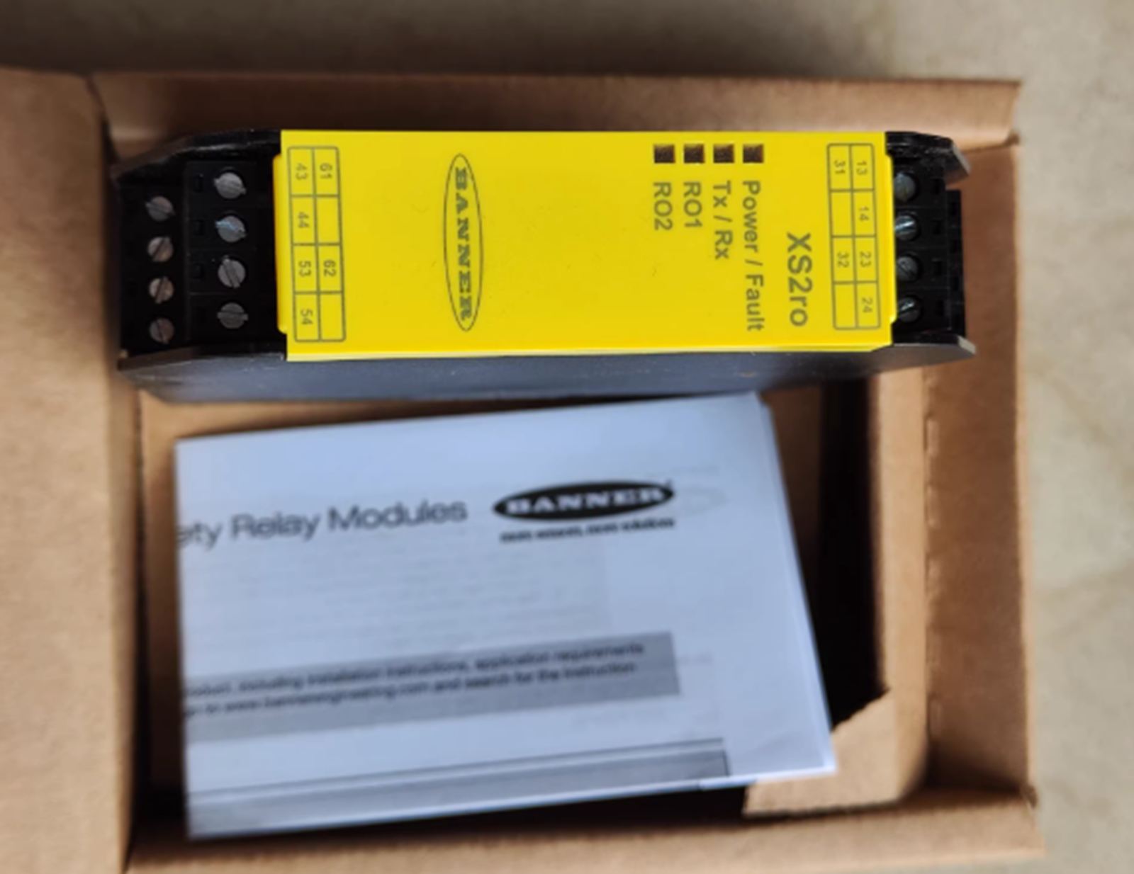 BANNER XS2RO Safety Relay Output Module - BANNER