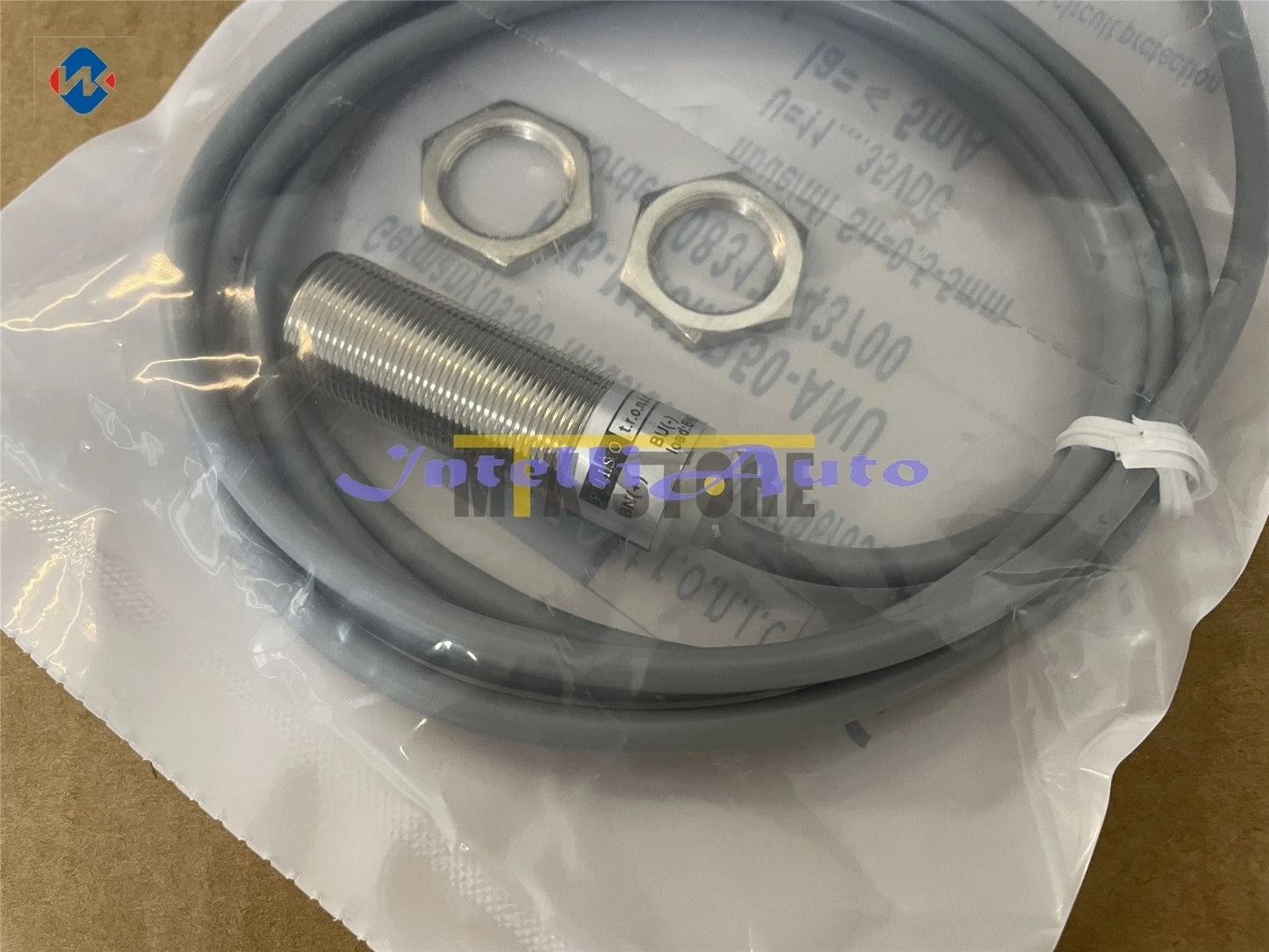 1pcs Pulsotronic KJ5-M18MB50-ANU proximity switch